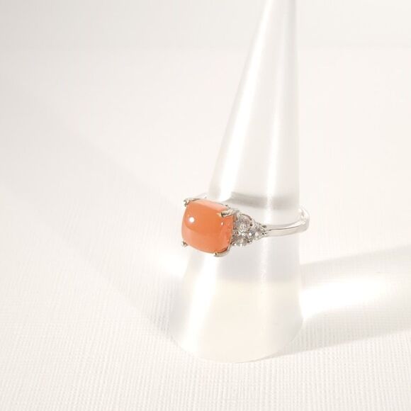 Peach Moonstone Ring with White Topaz SIZE 7 - Picture 6 of 8